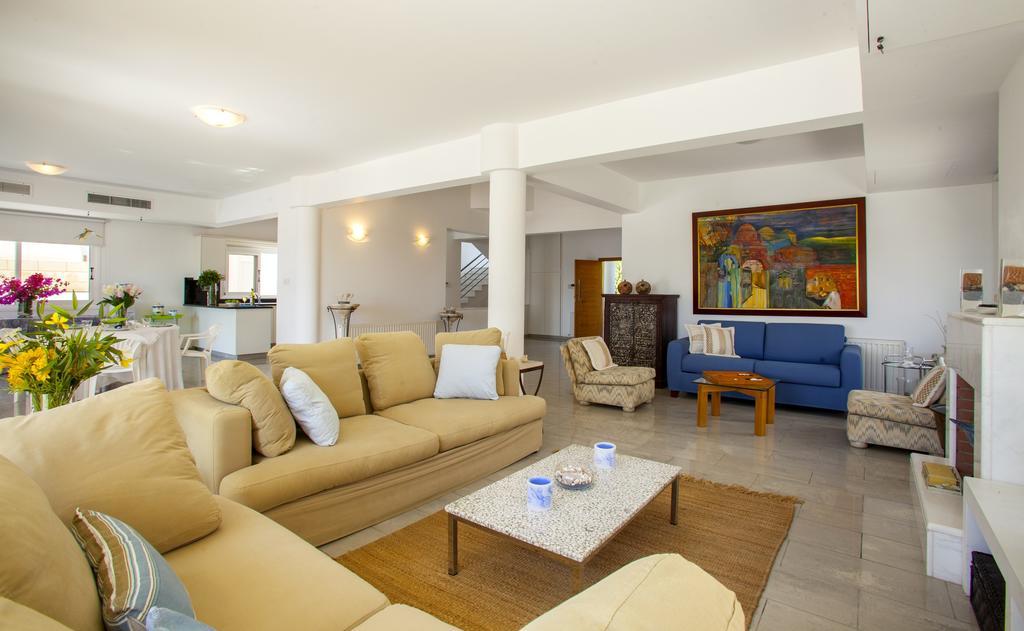 Meneou Beachfront Villa Sunset Periwolia Pokój zdjęcie