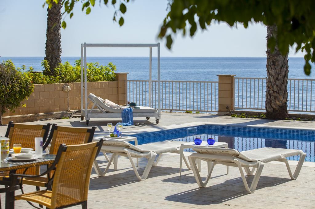 Meneou Beachfront Villa Sunset Periwolia Pokój zdjęcie