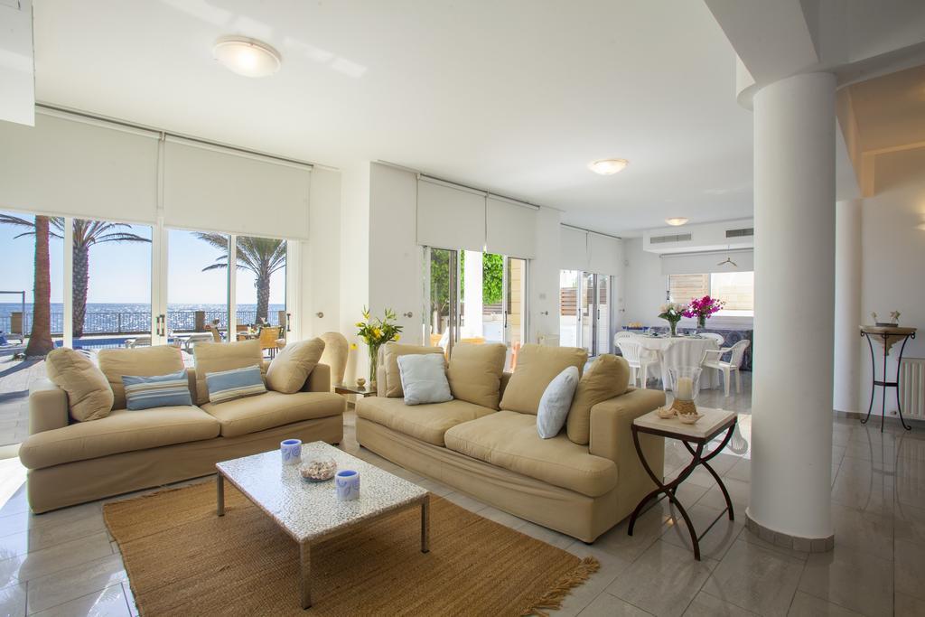 Meneou Beachfront Villa Sunset Periwolia Pokój zdjęcie