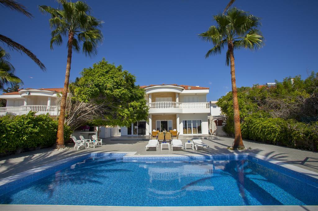 Meneou Beachfront Villa Sunset Periwolia Pokój zdjęcie