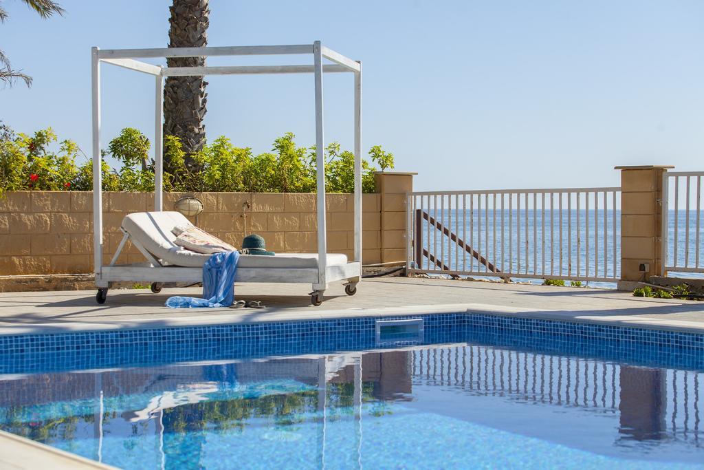 Meneou Beachfront Villa Sunset Periwolia Pokój zdjęcie