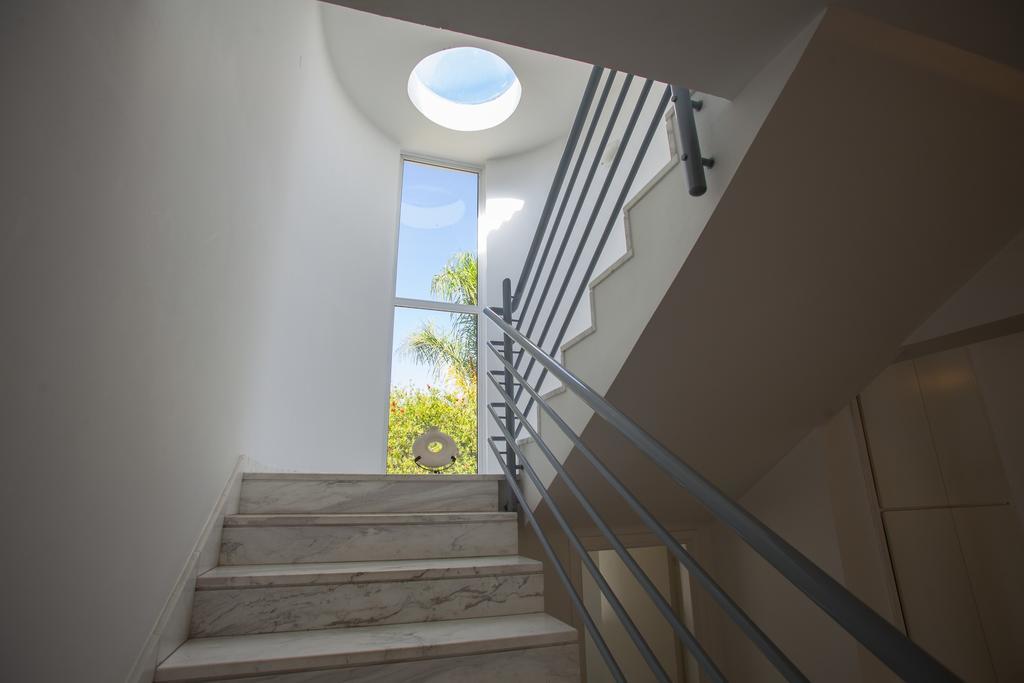 Meneou Beachfront Villa Sunset Periwolia Pokój zdjęcie